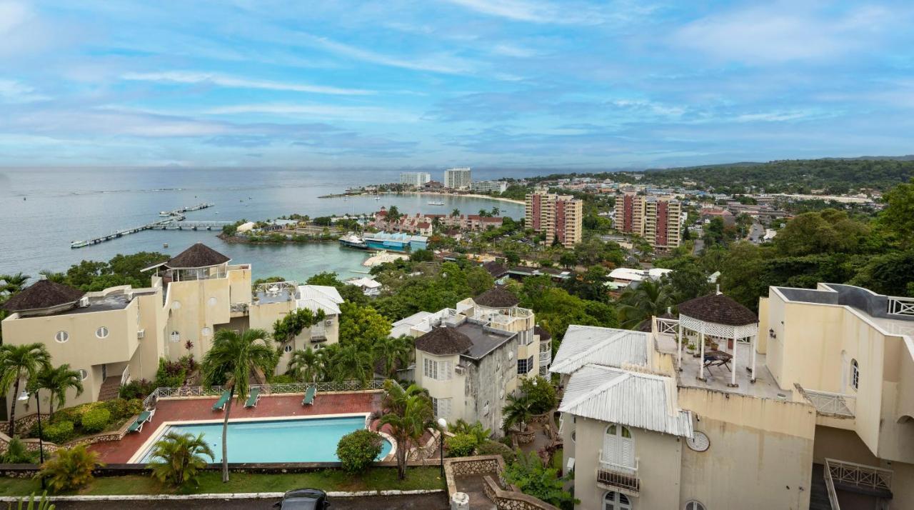 Pampered In Paradise Near Ian Fleming Airport Ocj Ocho Rios Dış mekan fotoğraf